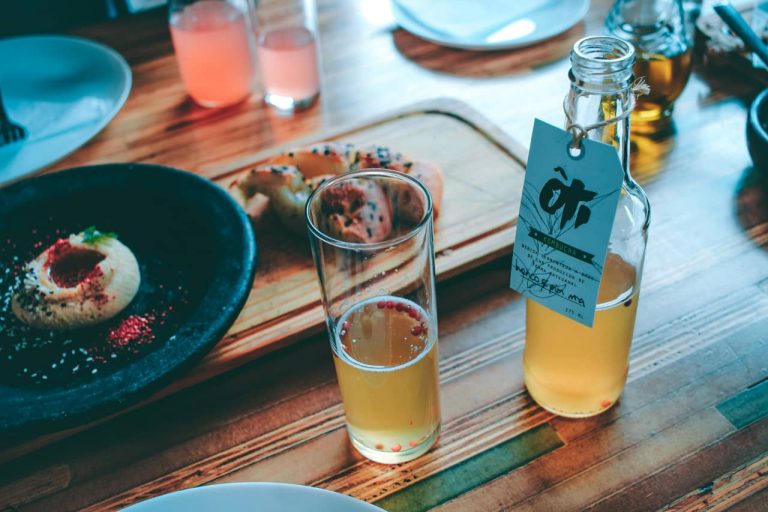 Can alcoholics drink kombucha
